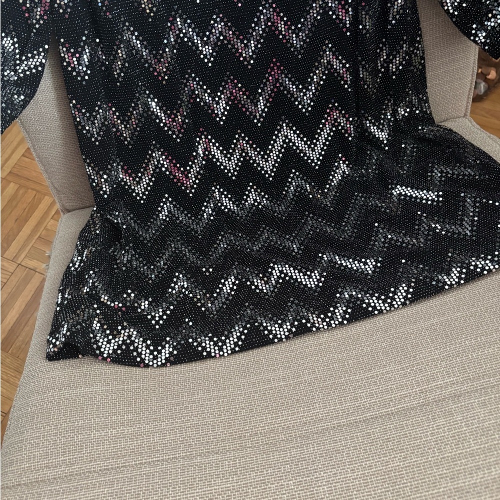 Black Sequin Chevron Midi Dress - Picture 4 of 7